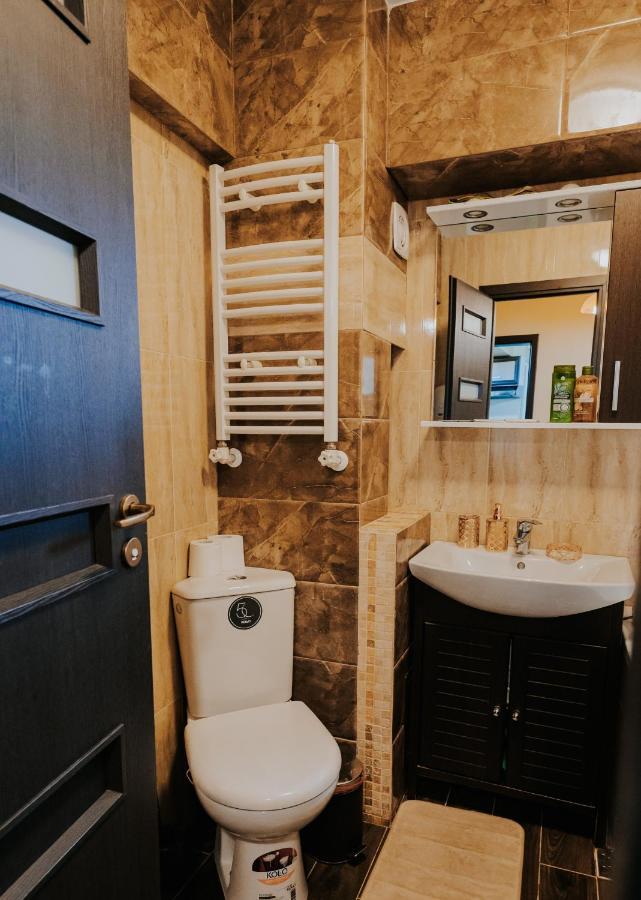 Carla'S Studio Central Palas, Airport Shuttle ヤシ エクステリア 写真